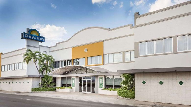 Days Inn by Wyndham Miami Airport North Exterior. Images powered by <a href="http://web.iceportal.com" target="_blank" rel="noopener">Ice Portal</a>.
