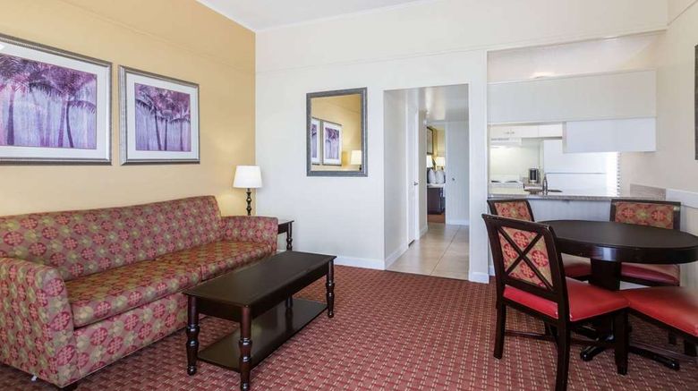 <b>Wyndham Garden Fort Walton Beach Suite</b>. Images powered by <a href="https://iceportal.shijigroup.com/" title="IcePortal" target="_blank">IcePortal</a>.