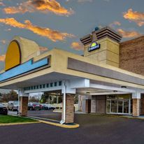 Days Inn by Wyndham Livonia/Canton/Detro