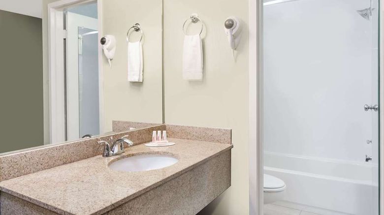 <b>Days Inn Windsor Locks Bradley Intl Arpt Room</b>. Images powered by <a href="https://iceportal.shijigroup.com/" title="IcePortal" target="_blank">IcePortal</a>.
