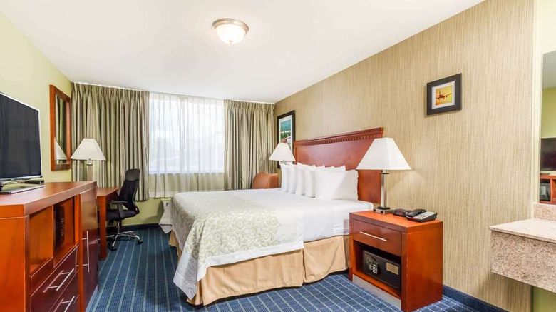 <b>Days Inn Windsor Locks Bradley Intl Arpt Room</b>. Images powered by <a href="https://iceportal.shijigroup.com/" title="IcePortal" target="_blank">IcePortal</a>.