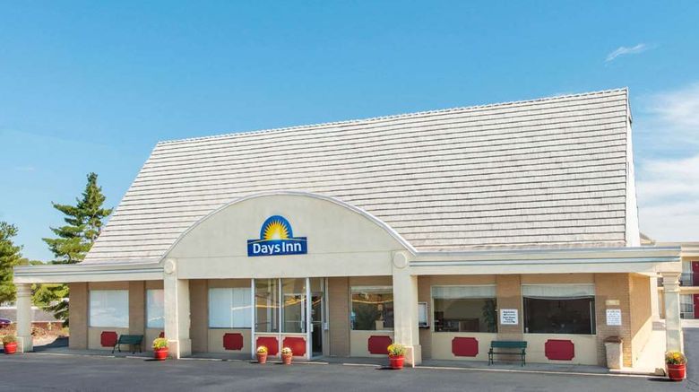 Days Inn Frankfort Exterior. Images powered by <a href="https://iceportal.shijigroup.com" target="_blank" rel="noopener">Ice Portal</a>.
