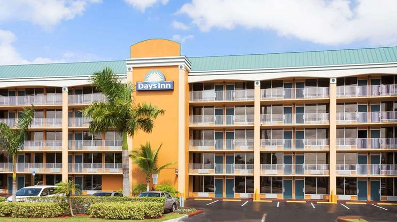 Days Inn by Wyndham-Oakland Park Airport Exterior. Images powered by <a href="https://iceportal.shijigroup.com" target="_blank" rel="noopener">Ice Portal</a>.