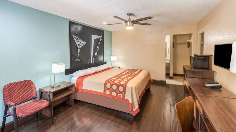 <b>Super 8 Austin University/Downtown Area Room</b>. Images powered by <a href="https://iceportal.shijigroup.com/" title="IcePortal" target="_blank">IcePortal</a>.