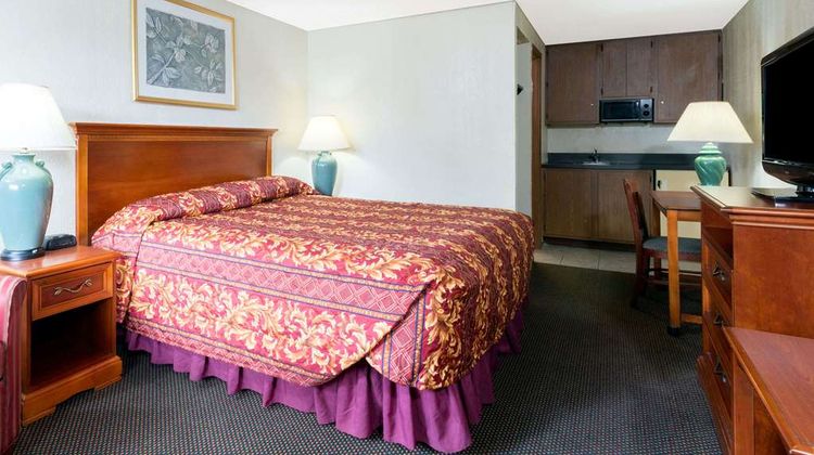 Knights Inn Martinsburg Room