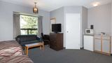 Super 8 Mt Hope Hamilton Intl Arpt Room