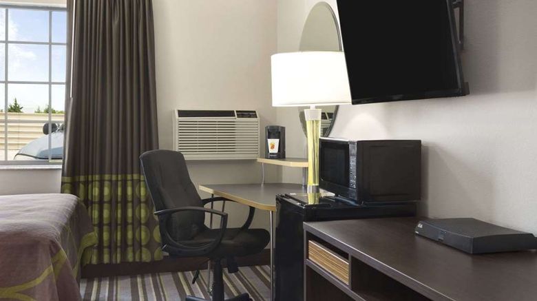 <b>Super 8 Ardmore Room</b>. Images powered by <a href="https://iceportal.shijigroup.com/" title="IcePortal" target="_blank">IcePortal</a>.