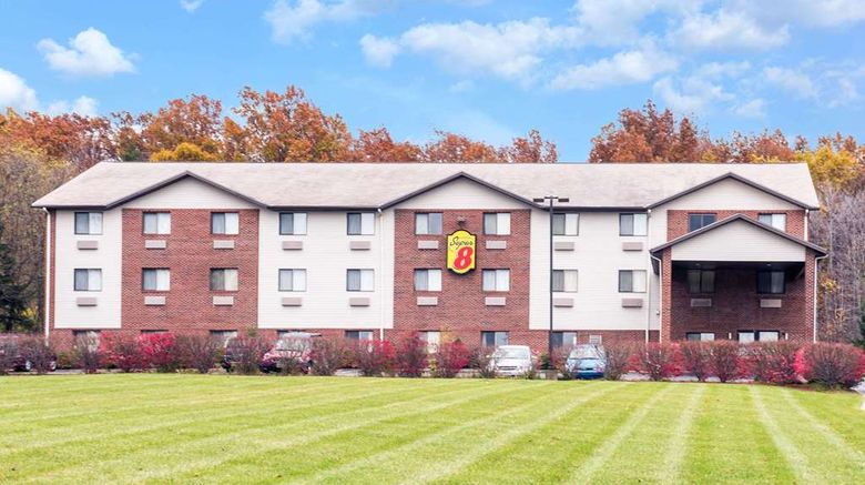 Super 8 Richfield Area- Tourist Class Richfield, OH Hotels- GDS 