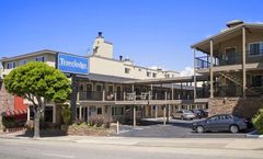 Travelodge by the Bay