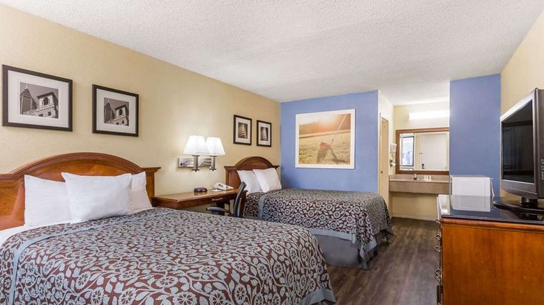 <b>Days Inn College Park Airport Best Road Room</b>. Images powered by <a href="https://iceportal.shijigroup.com/" title="IcePortal" target="_blank">IcePortal</a>.