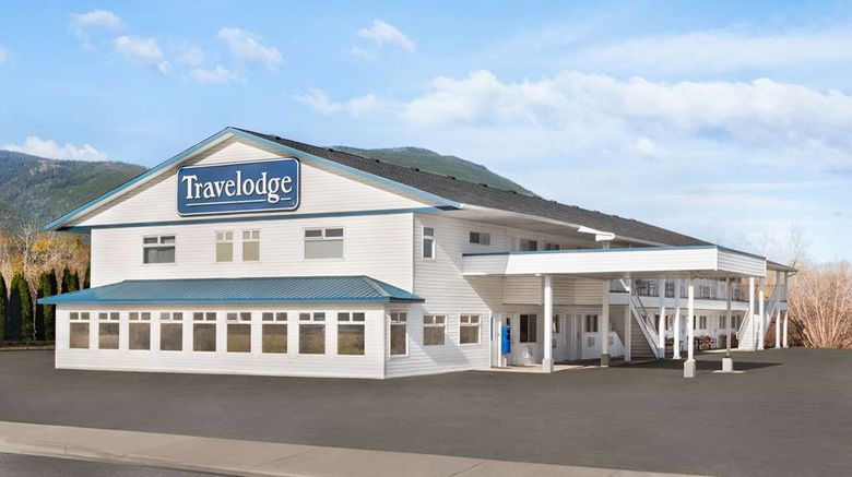 <b>Travelodge Salmon Arm Exterior</b>. Images powered by <a href="https://iceportal.shijigroup.com/" title="IcePortal" target="_blank">IcePortal</a>.