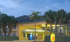 Super 8 Dania/Fort Lauderdale Arpt