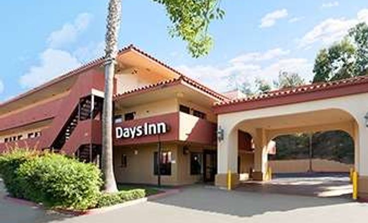 Holiday Inn Express Encinitas Cardiff Beach Area Cardiff Ca 92007 Hampton Inn Encinitas Cardiff Beach Area- Tourist Class Cardiff by the