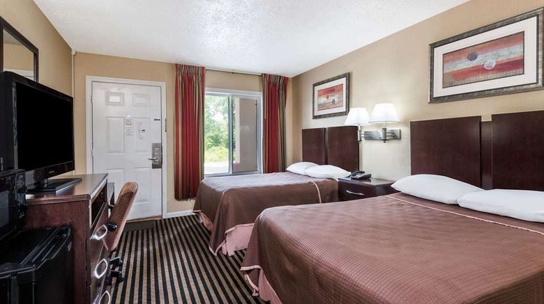 <b>Howard Johnson Hartford South Rocky Hill Room</b>. Images powered by <a href="https://iceportal.shijigroup.com/" title="IcePortal" target="_blank">IcePortal</a>.
