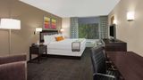 Wingate by Wyndham Columbia Room