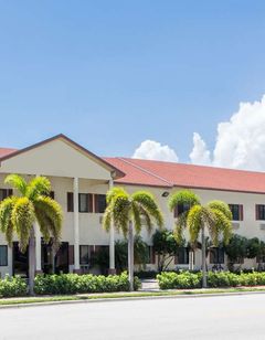 Super 8 by Wyndham Pompano Beach