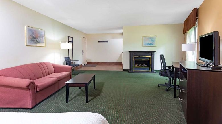<b>Travelodge Bracebridge Room</b>. Images powered by <a href="https://iceportal.shijigroup.com/" title="IcePortal" target="_blank">IcePortal</a>.