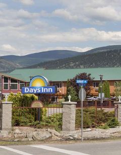 Days Inn & Conference Centre