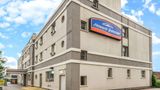 <b>Howard Johnson Inn Toronto Downtown West Exterior</b>. Images powered by <a href="https://iceportal.shijigroup.com/" title="IcePortal" target="_blank">IcePortal</a>.