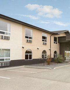 Days Inn and Suites Thompson