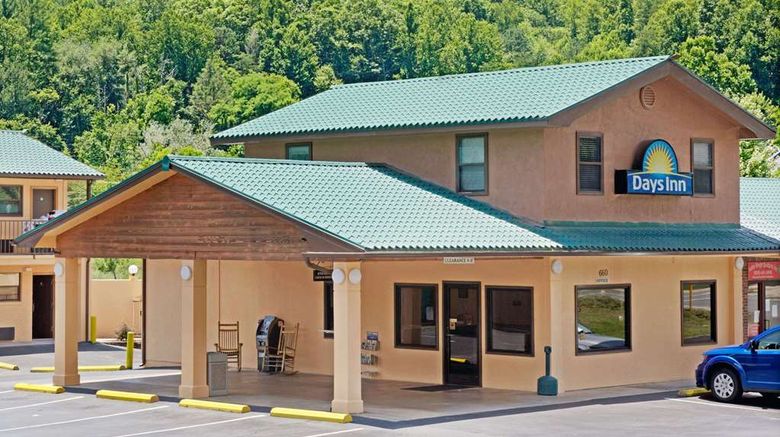 Days Inn Cherokee/Smokey Mountains Exterior. Images powered by <a href="http://web.iceportal.com" target="_blank" rel="noopener">Ice Portal</a>.