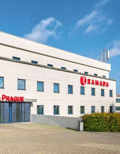 Ramada Airport Hotel Prague