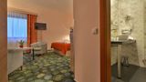 Ramada Airport Hotel Prague Room