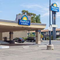 Days Inn & Suites San Diego E / El Cajon