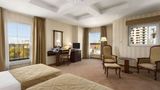 <b>Ramada Hotel & Suites Bucharest North Room</b>. Images powered by <a href="https://iceportal.shijigroup.com/" title="IcePortal" target="_blank">IcePortal</a>.