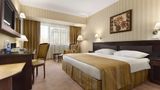 <b>Ramada Hotel & Suites Bucharest North Room</b>. Images powered by <a href="https://iceportal.shijigroup.com/" title="IcePortal" target="_blank">IcePortal</a>.
