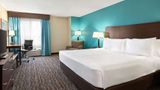 Baymont Inn & Suites Evansville East Room