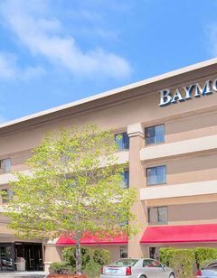Baymont Inn & Suites Flint