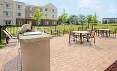 Baymont Inn & Suites Green Bay