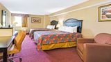 Days Inn & Suites Jeffersonville IN Room