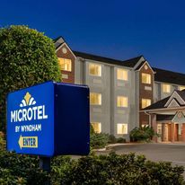 Microtel Inn & Suites by Wyndham Tifton