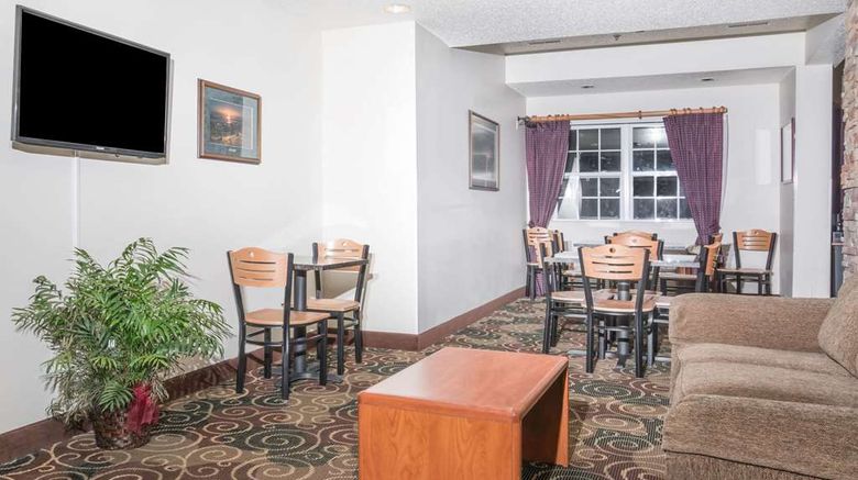 <b>Microtel Inn/Suites by Wyndham Rice Lake Lobby</b>. Images powered by <a href="https://iceportal.shijigroup.com/" title="IcePortal" target="_blank">IcePortal</a>.