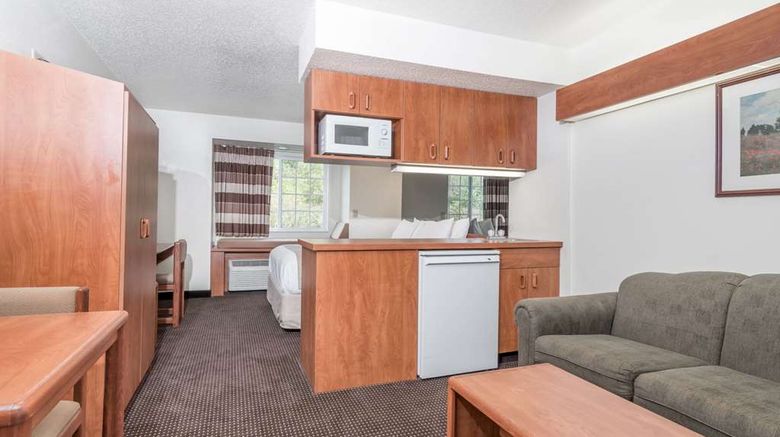 <b>Microtel Inn/Suites by Wyndham Rice Lake Suite</b>. Images powered by <a href="https://iceportal.shijigroup.com/" title="IcePortal" target="_blank">IcePortal</a>.