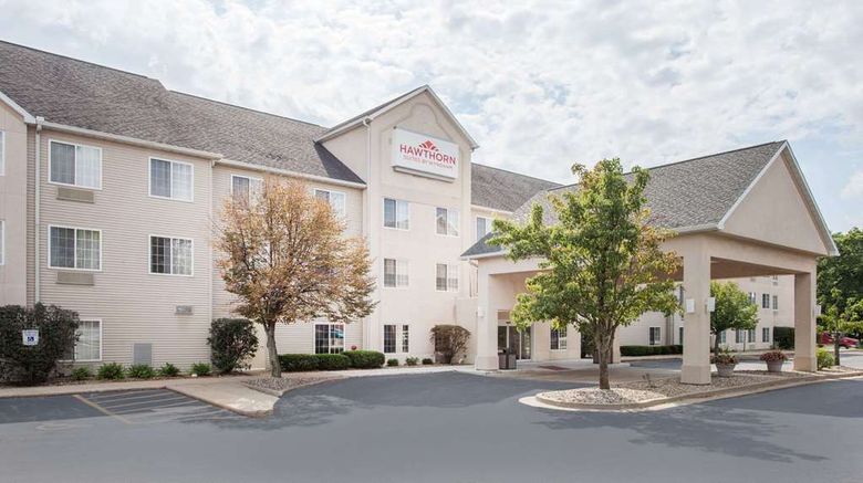 <b>Hawthorn Suites by Wyndham Decatur Exterior</b>. Images powered by <a href="https://iceportal.shijigroup.com/" title="IcePortal" target="_blank">IcePortal</a>.