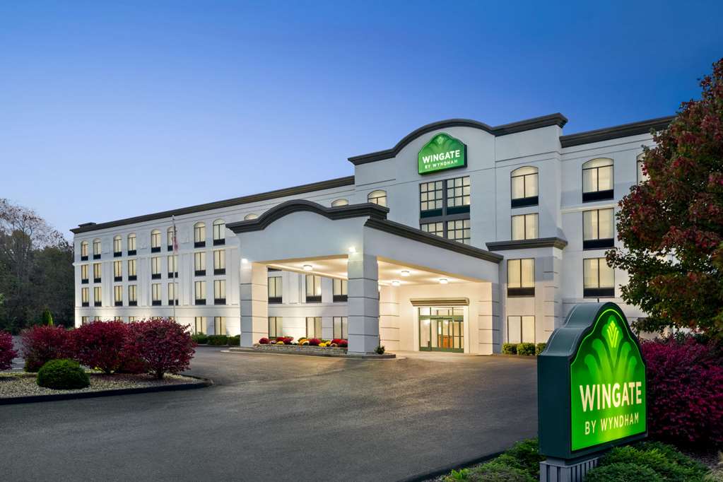 Wingate by Wyndham Bridgeport First Class Bridgeport WV Hotels