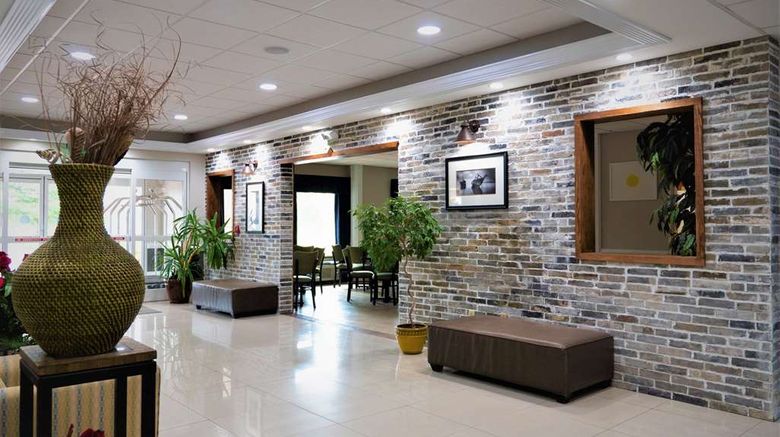 <b>Days Inn & Suites - Savannah North I-95 Lobby</b>. Images powered by <a href="https://iceportal.shijigroup.com/" title="IcePortal" target="_blank">IcePortal</a>.