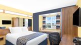 Microtel Inn & Suites by Wyndham Kearney Room