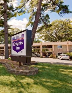 Knights Inn Traverse City