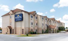 Microtel Inn & Suites Eagle Pass