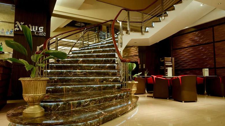 <b>Ramada Manila Central Lobby</b>. Images powered by <a href="https://iceportal.shijigroup.com/" title="IcePortal" target="_blank">IcePortal</a>.
