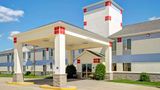<b>Baymont Inn & Suites Wahpeton Exterior</b>. Images powered by <a href="https://iceportal.shijigroup.com/" title="IcePortal" target="_blank">IcePortal</a>.