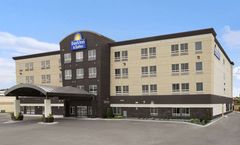 Days Inn & Suites Winnipeg Airport