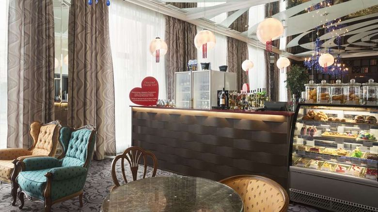 <b>Ramada Kazan City Center Restaurant</b>. Images powered by <a href="https://iceportal.shijigroup.com/" title="IcePortal" target="_blank">IcePortal</a>.