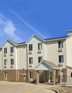 Baymont Inn & Suites Jacksonville