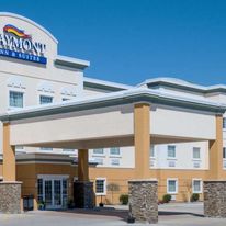 Baymont Inn & Suites Minot