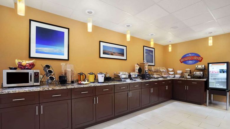 <b>Baymont Inn & Suites Hobbs Restaurant</b>. Images powered by <a href="https://iceportal.shijigroup.com/" title="IcePortal" target="_blank">IcePortal</a>.